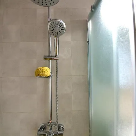 Arco I/ Downtown Rustic Apartment/4 Min From Port Apartment Hydra (Saronic Islands)